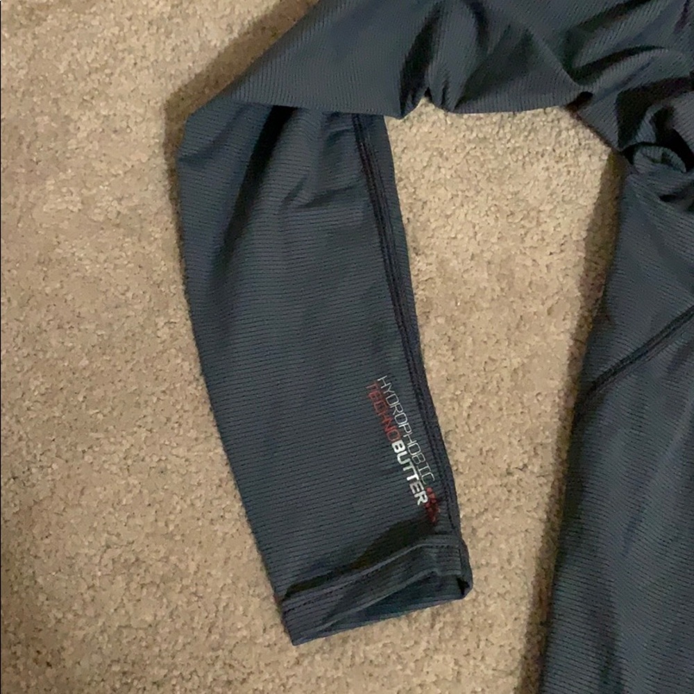 O’NEIL RASH GAURD MEDIUM - Picture 5 of 5